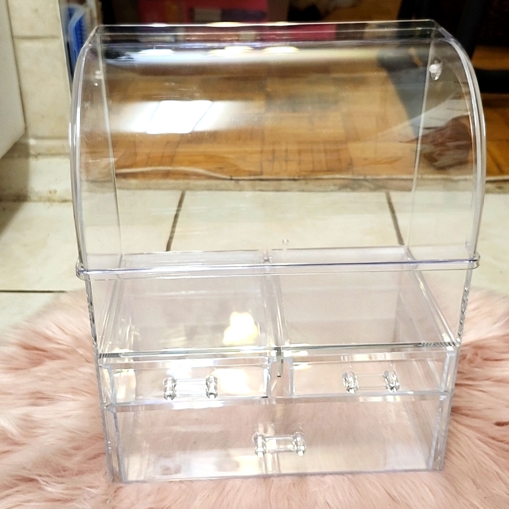 Brand New UNBRANDED PROFESSIONAL LARGE MAKE-UP COSMETICS ORGANIZER